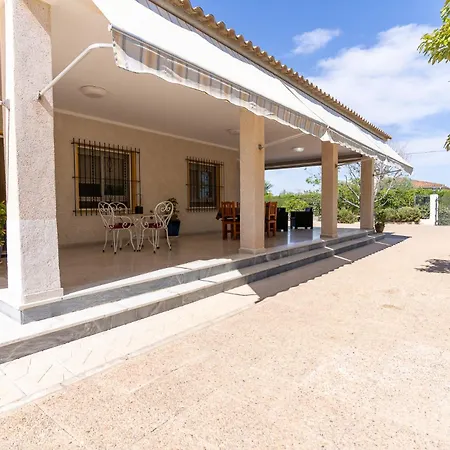 Rentafive - - Piscina Privada منزل ريفي
