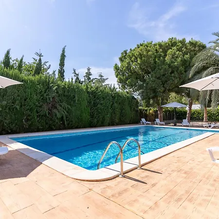 Rentafive - - Piscina Privada منزل ريفي *