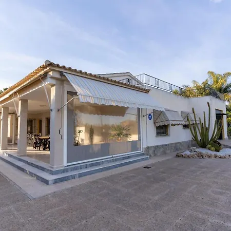Rentafive - - Piscina Privada منزل ريفي سانتا بولا